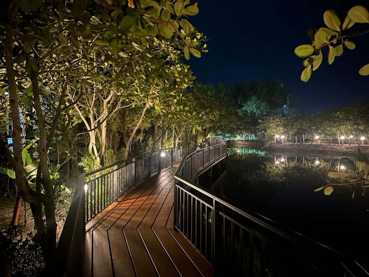 The Beatles Lagoon Chalong Bagian luar foto